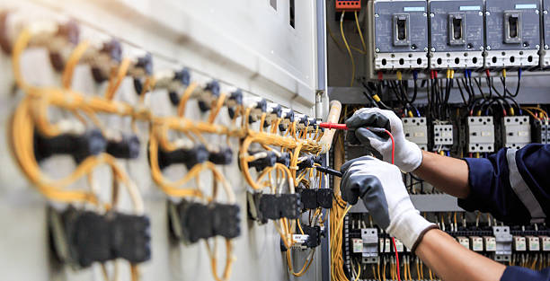 Professional Electrician technician working in Curtisville, PA